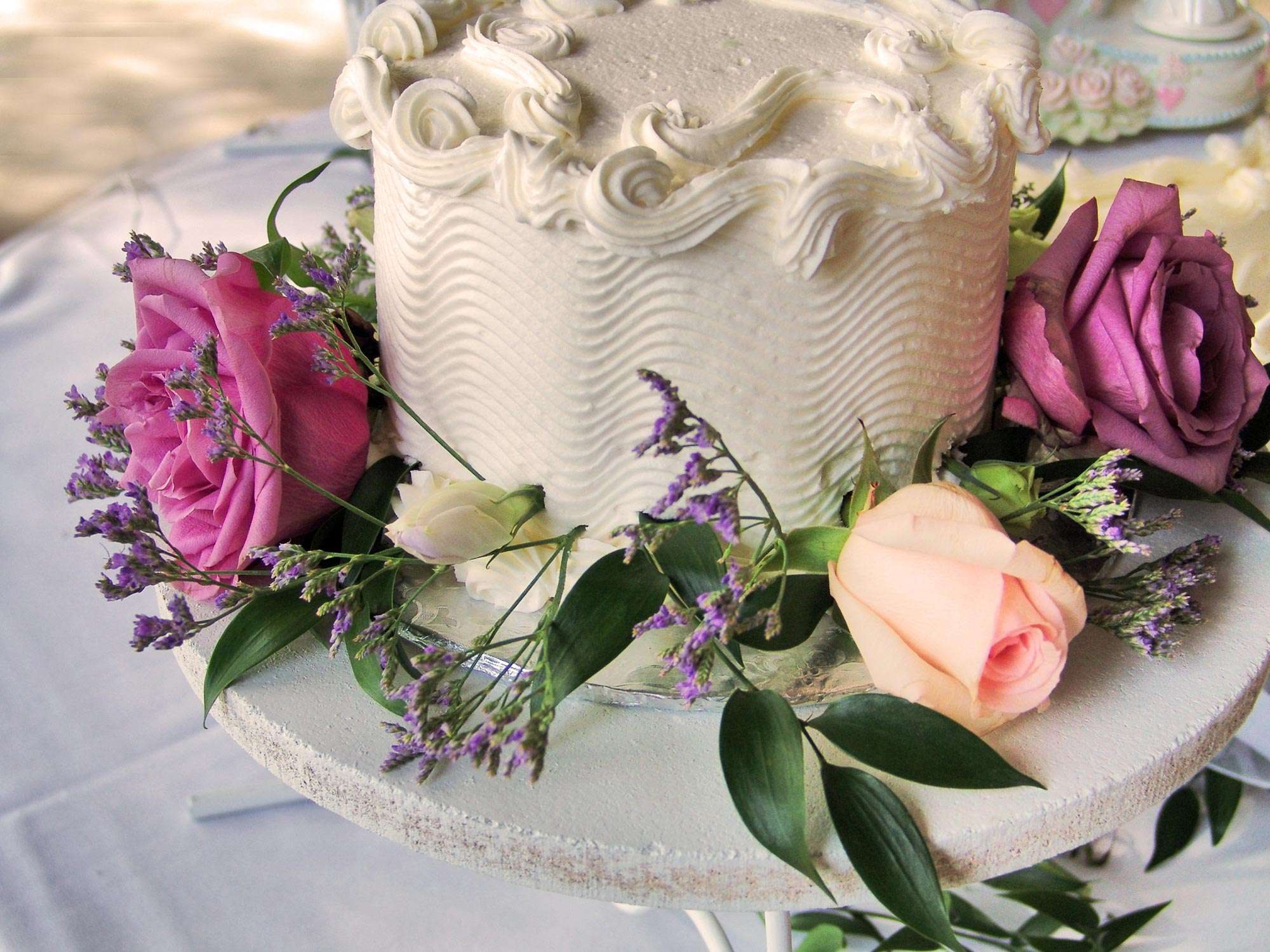 Freeze Your Wedding Cake