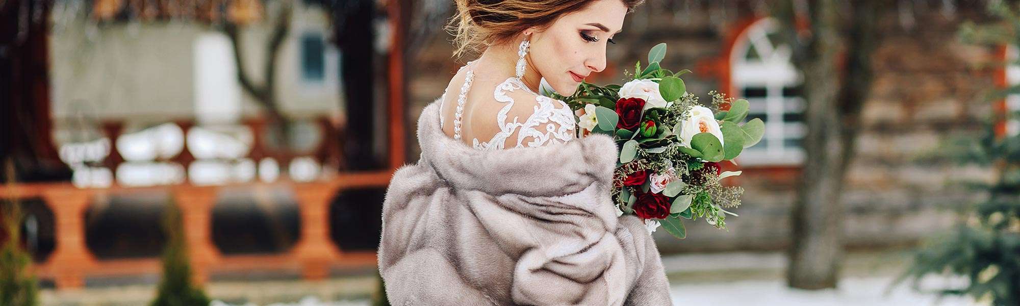 3 Tips on Transforming your Warm Weather Wedding to a Cool and Chic Affair!