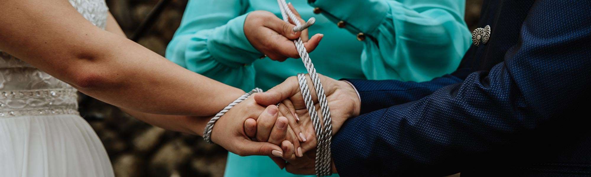 7 Ways To Symbolize Your Wedding Other Than A Ring