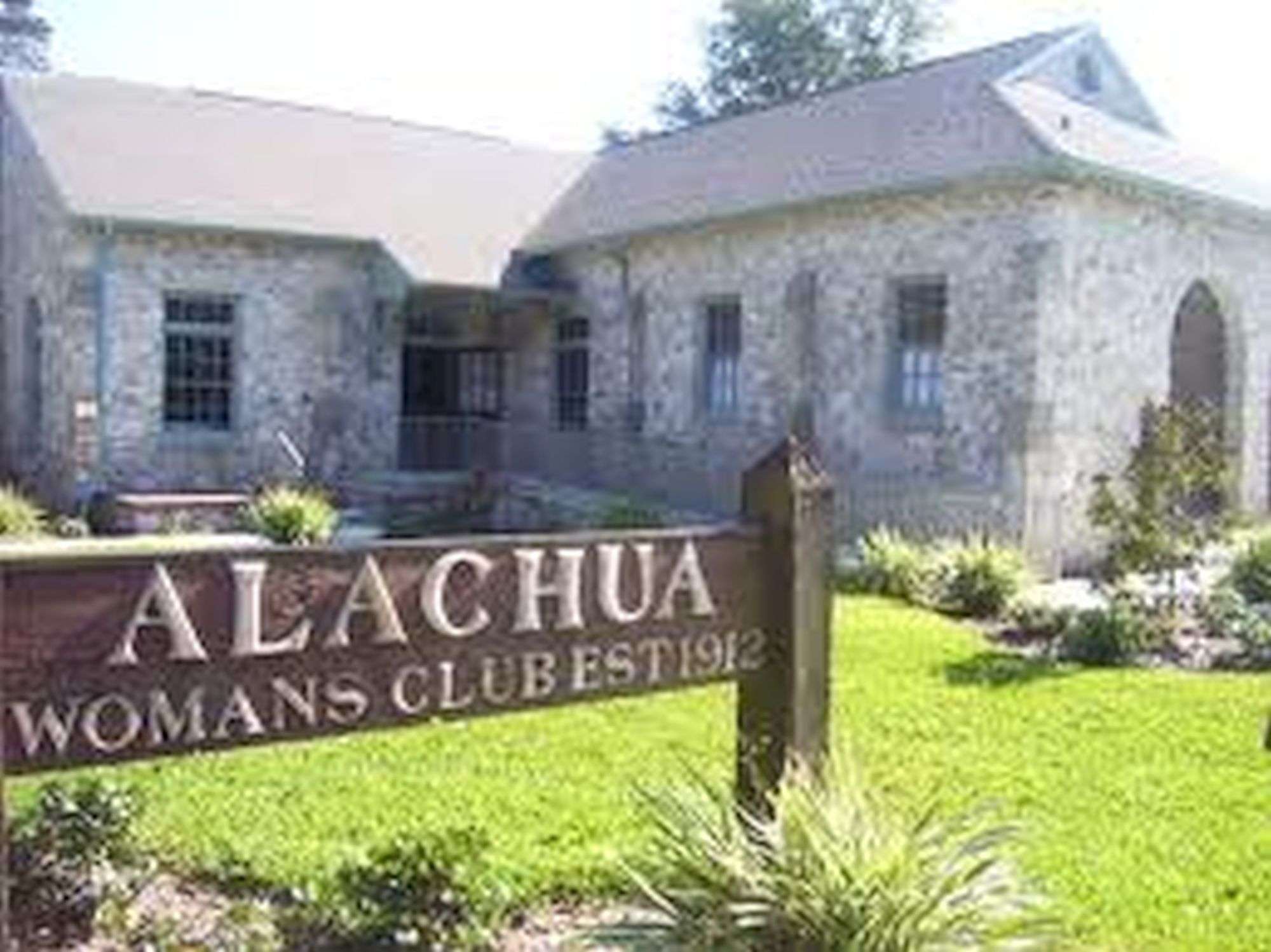 Alachua Women's club reception facility