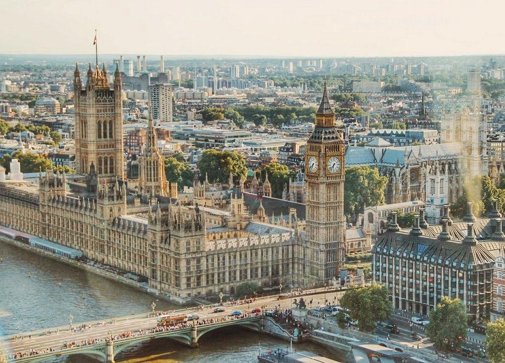 Get engaged in London England