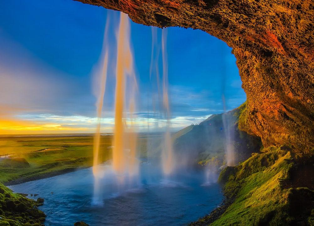 Get engaged in Iceland